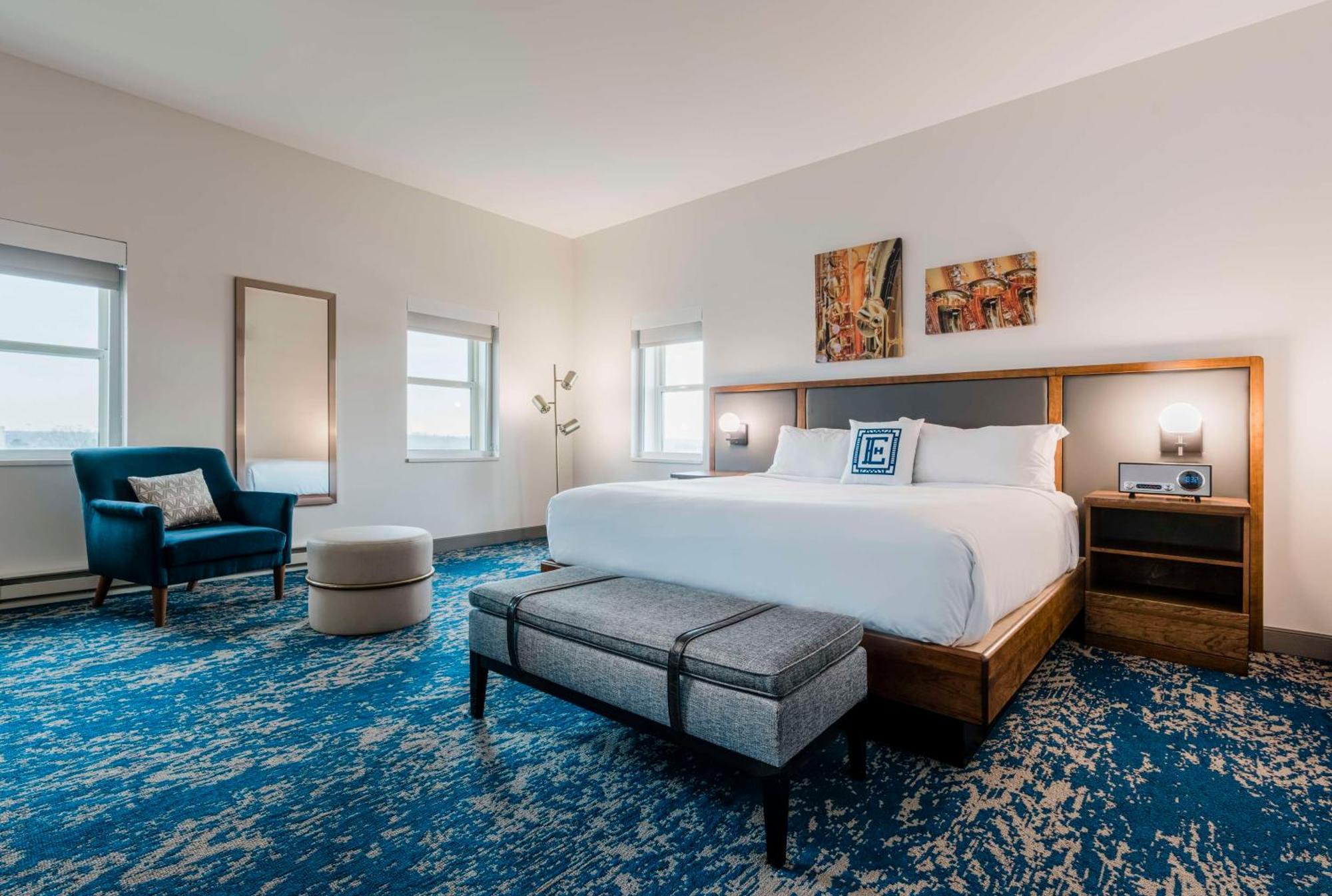 Hotel Elkhart, Tapestry Collection By Hilton ภายนอก รูปภาพ