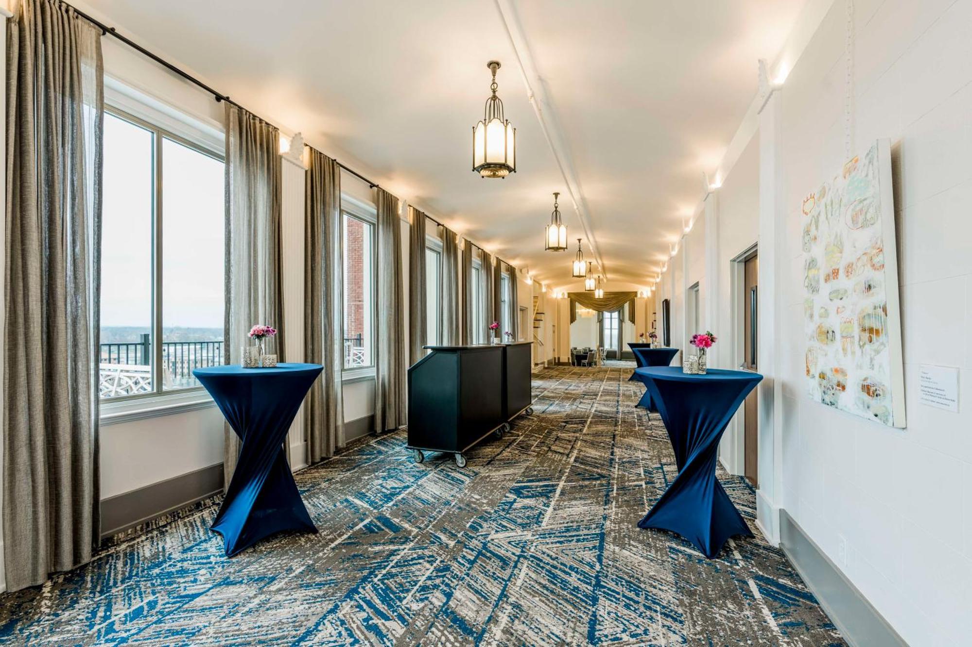 Hotel Elkhart, Tapestry Collection By Hilton ภายนอก รูปภาพ