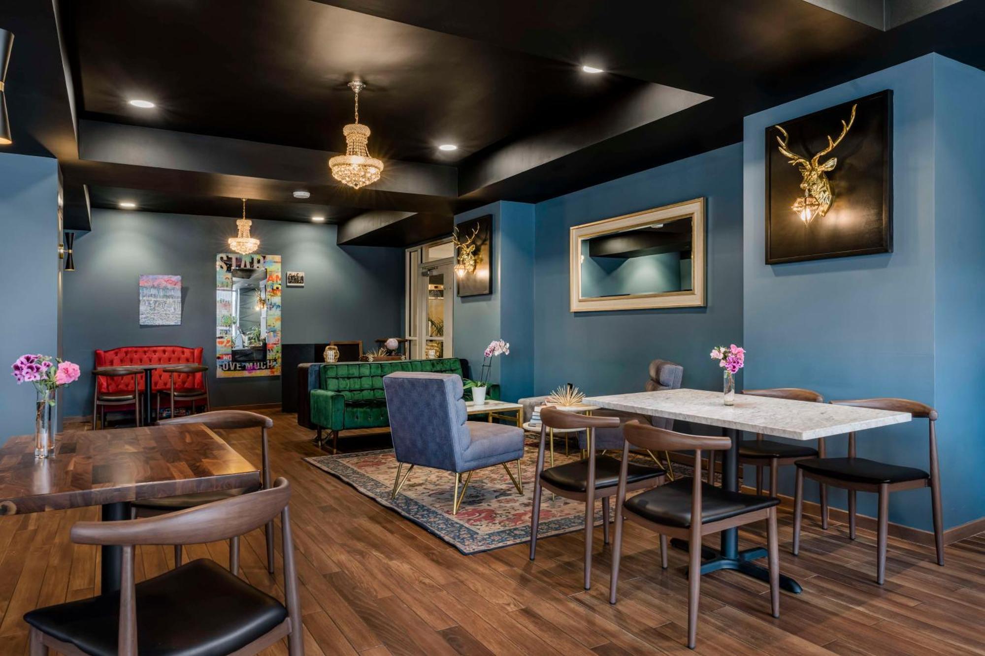 Hotel Elkhart, Tapestry Collection By Hilton ภายนอก รูปภาพ
